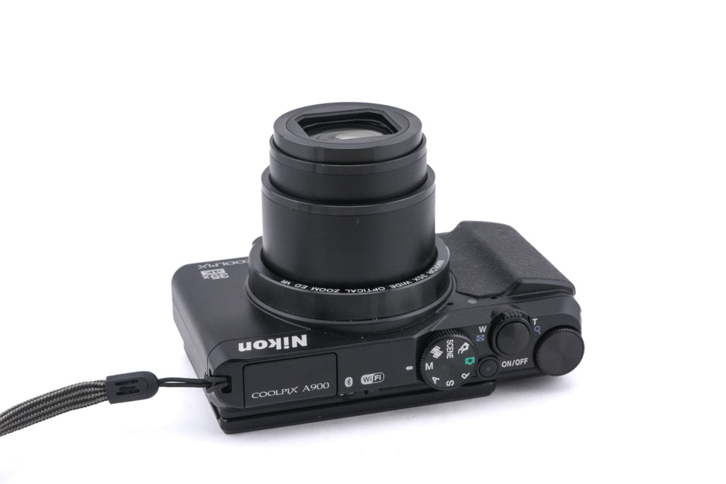 Nikon Coolpix A900