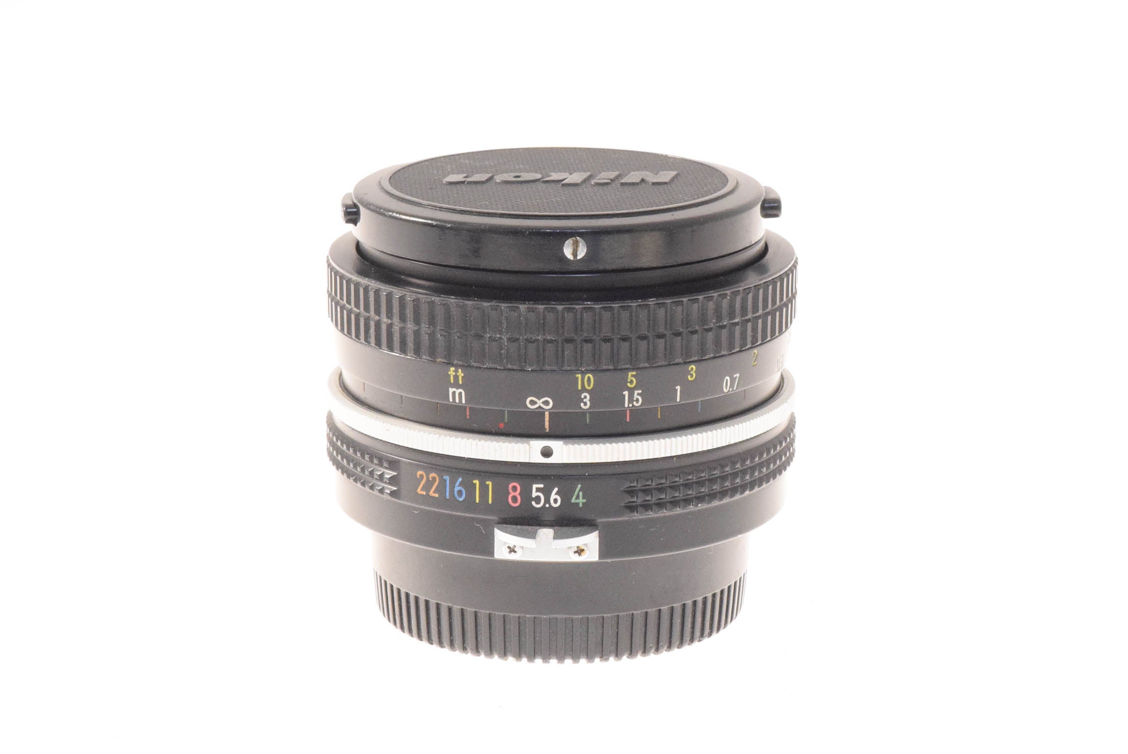 【限定配送】Nikon F4 + Nikkor 50mm 1:1.8 フィルムカメラ