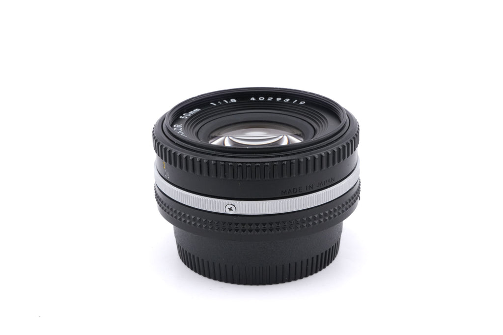 Nikon 50mm f1.8 Nikkor AI-S (0.6m)