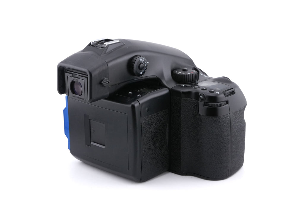 Mamiya 645AFD + HM401 Film Back + 80mm f2.8 AF