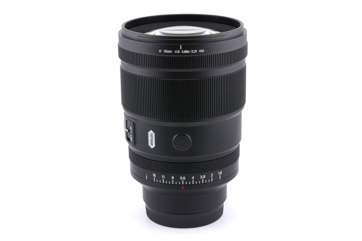 7Artisans 135mm f1.8 AF Max - Lens