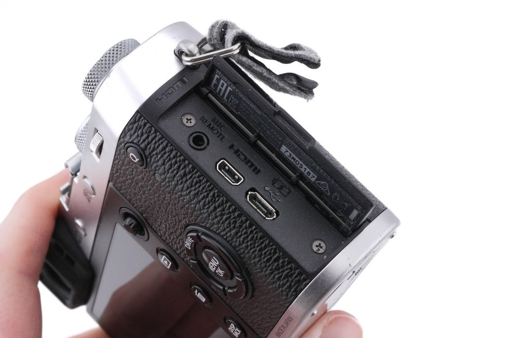 Fujifilm X100F