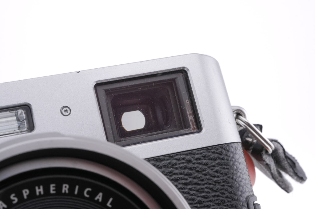 Fujifilm X100F