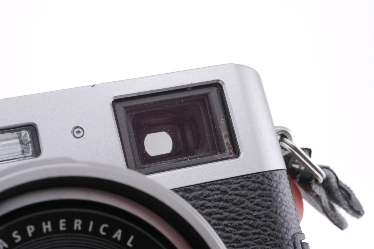 Fujifilm X100F