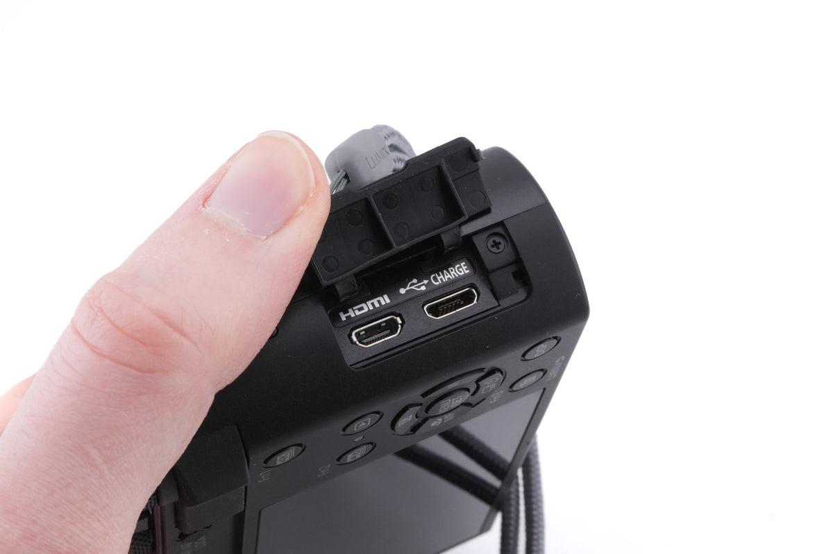 Panasonic Lumix DC-TZ200