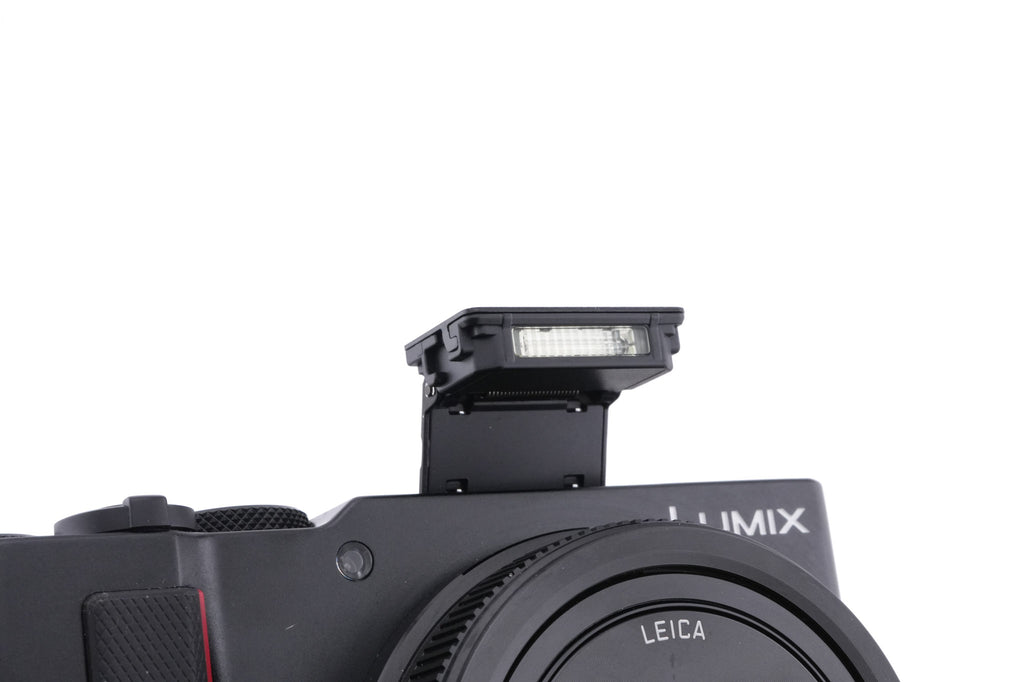 Panasonic Lumix DC-TZ200