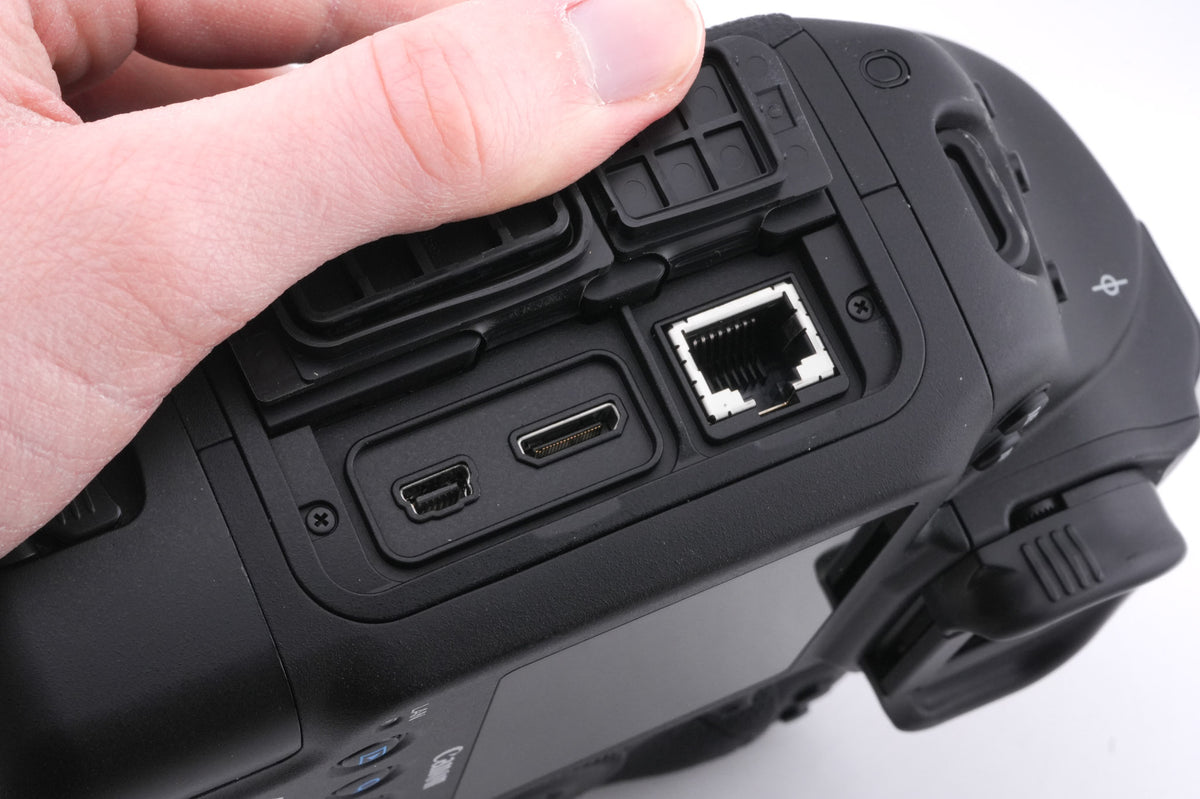 Canon EOS 1DX