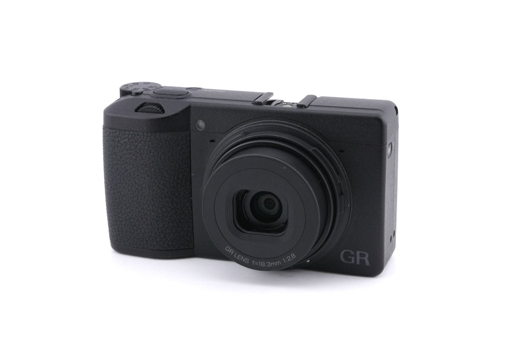 Ricoh GR III