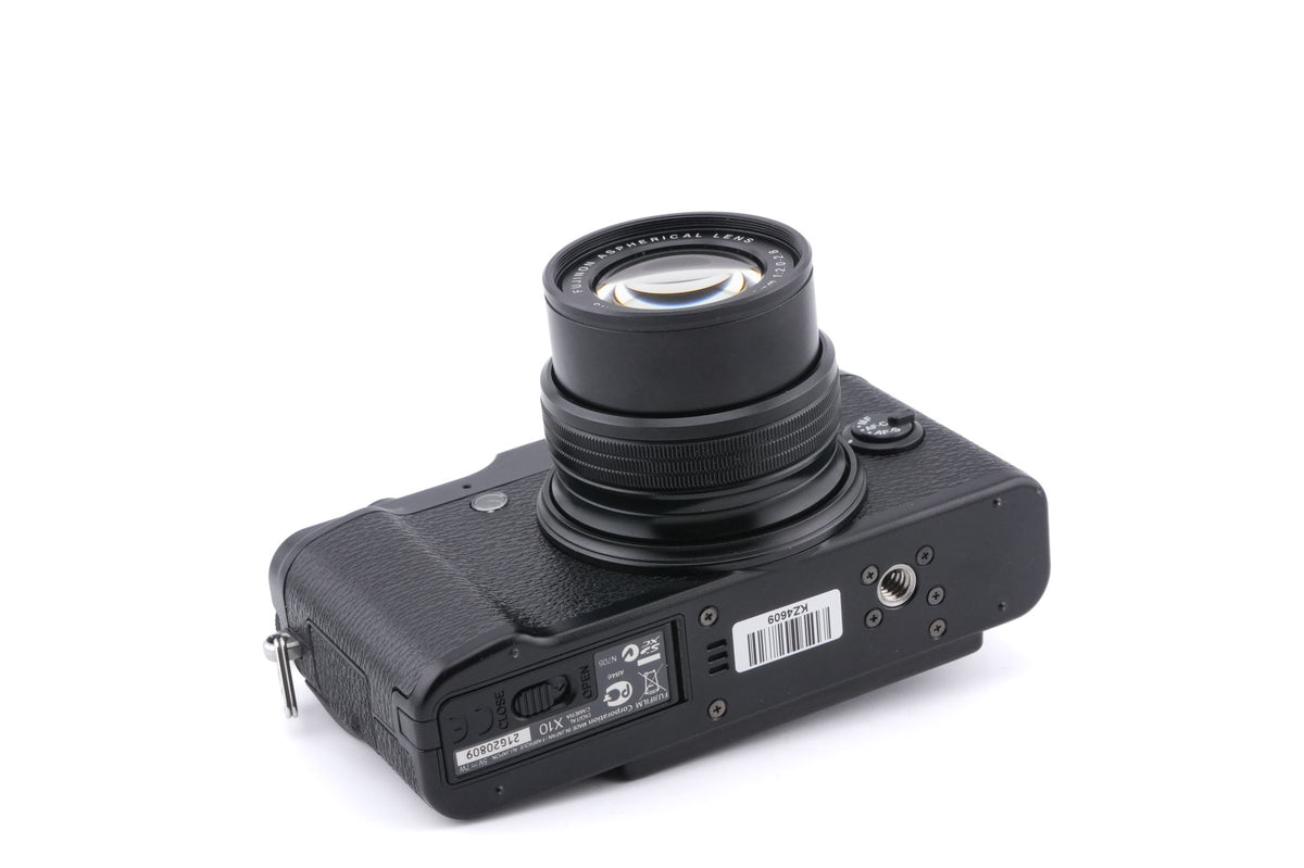 Fujifilm X10