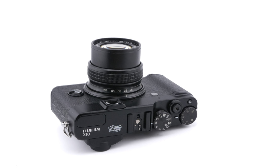 Fujifilm X10