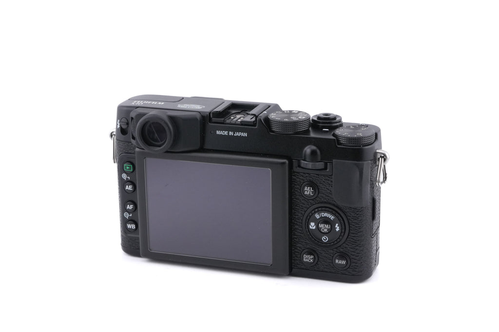 Fujifilm X10