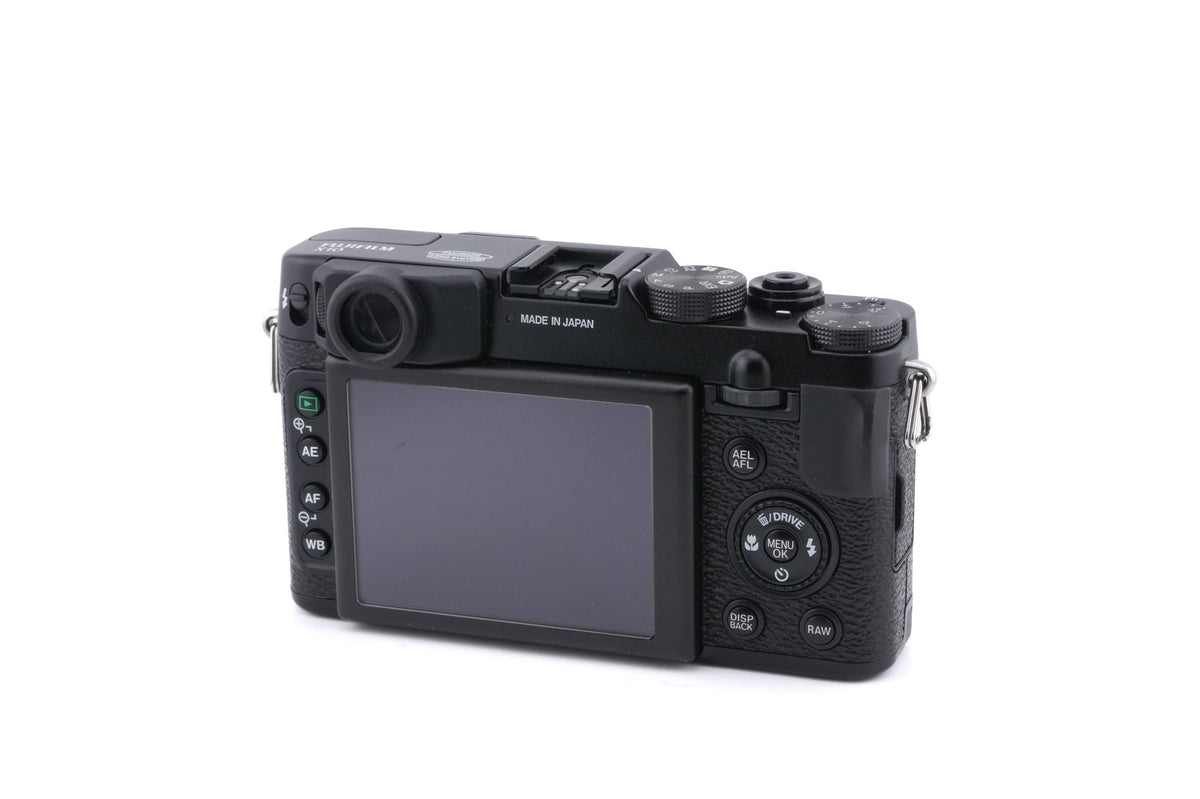 Fujifilm X10