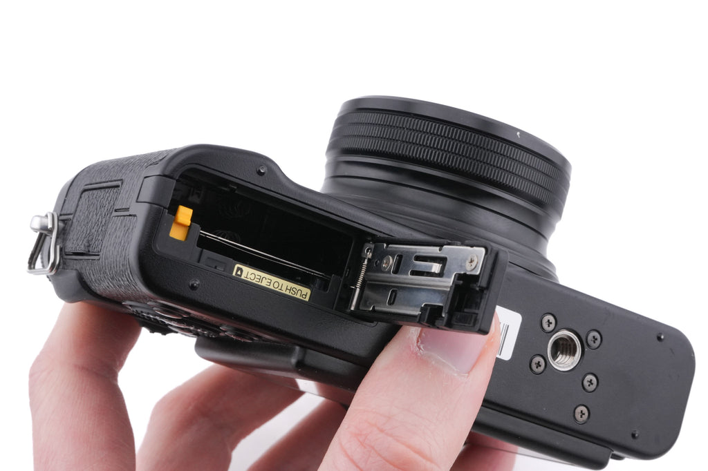 Fujifilm X10
