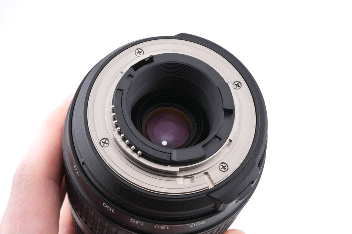Tamron 70-300mm f4-5.6 AF DI LD Tele-Macro (A17)