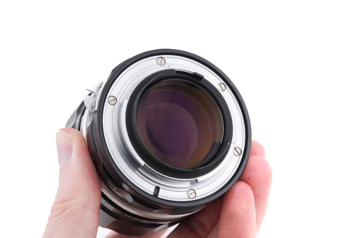 Nikon 105mm f2.5 Nikkor-P Auto Pre-AI