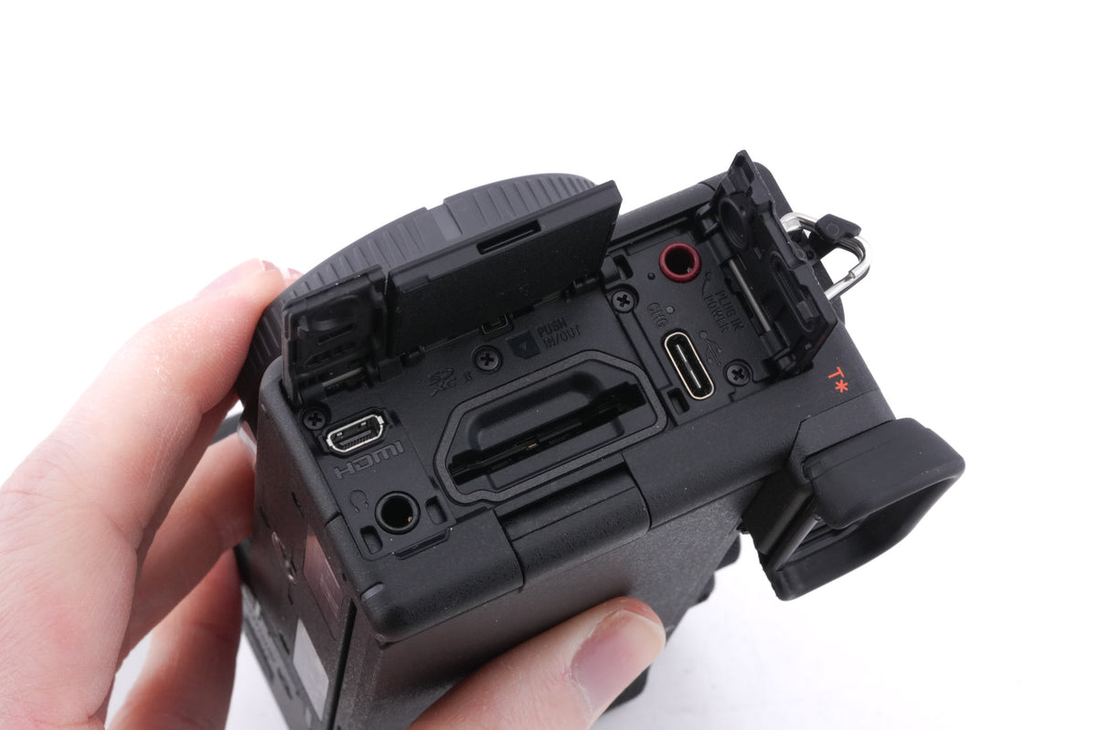 Sony A6700