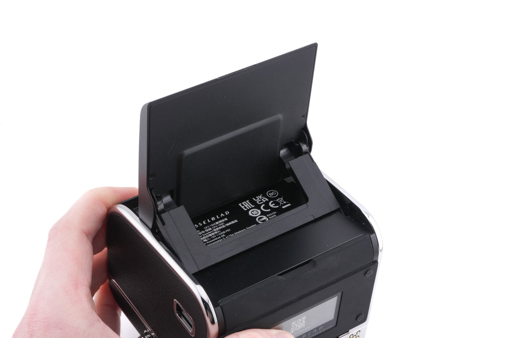 Hasselblad 907X + CFV 100C Digital Back