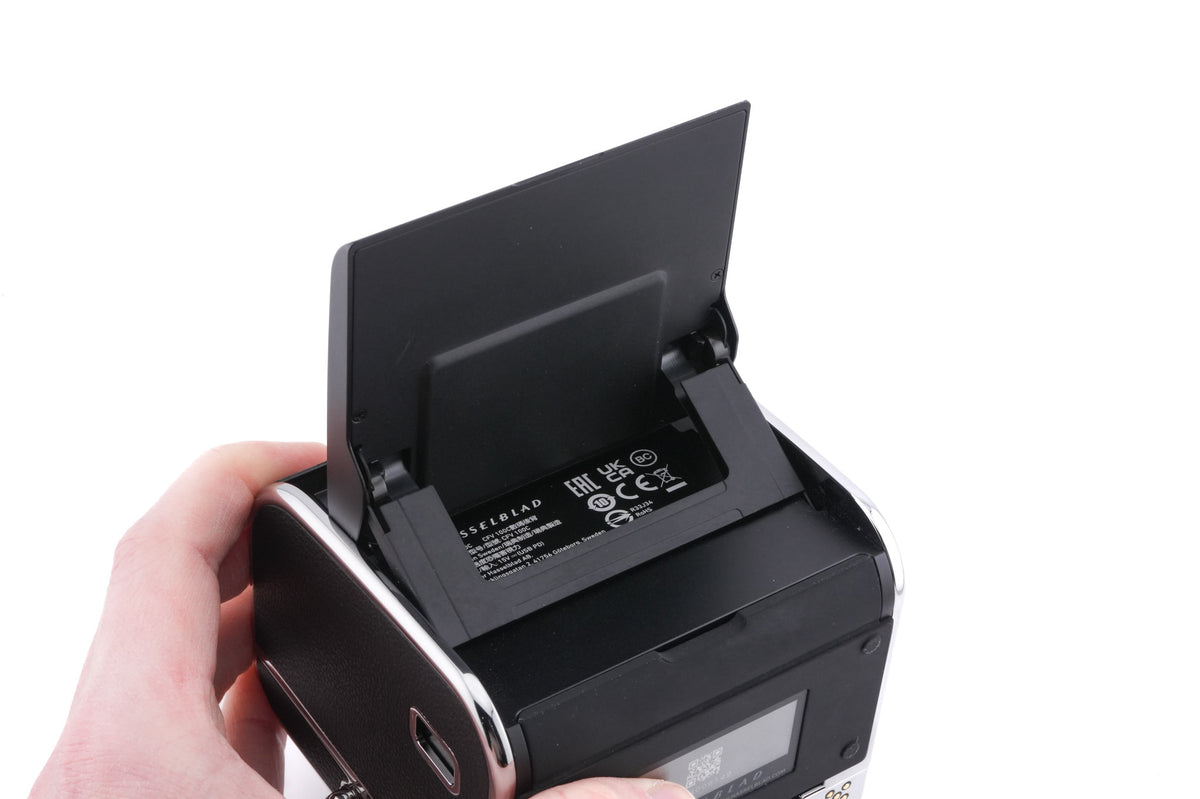 Hasselblad 907X + CFV 100C Digital Back