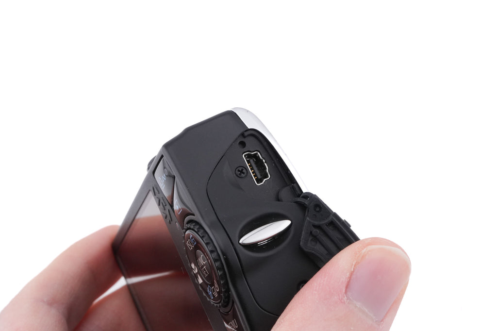 Canon PowerShot SD880 IS