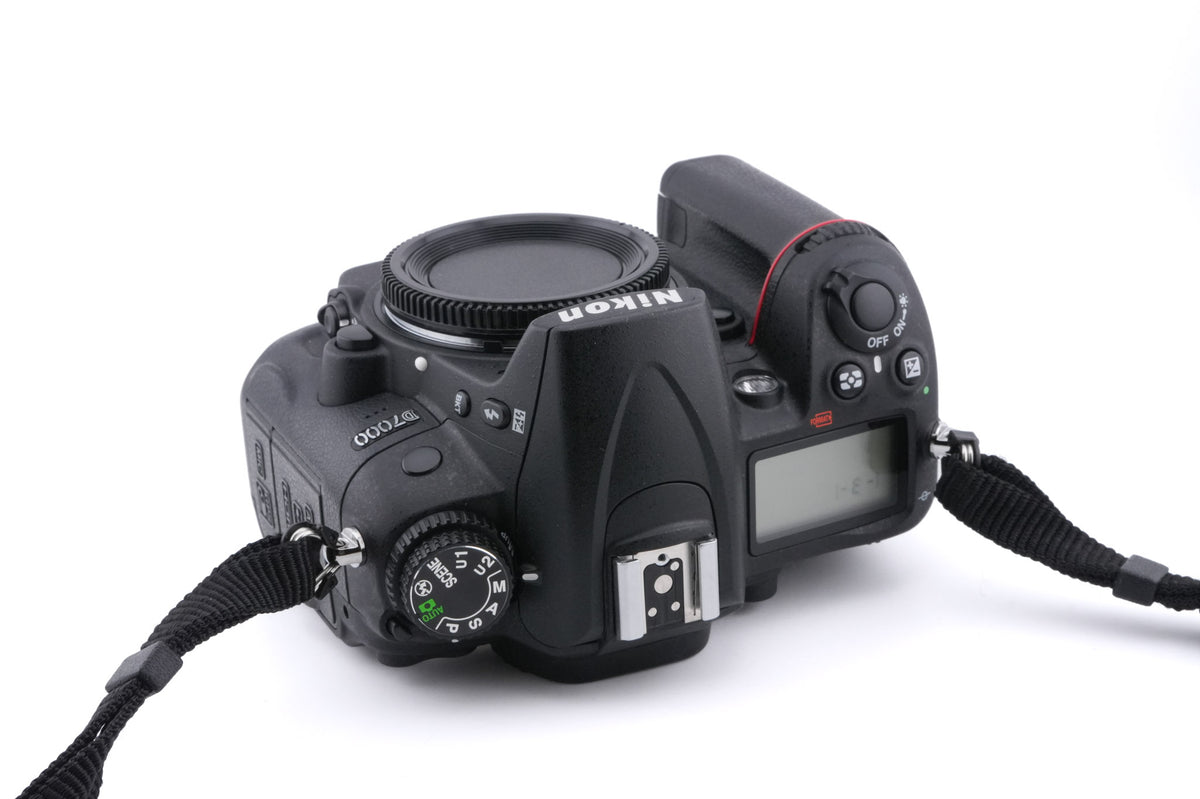 Nikon D7000