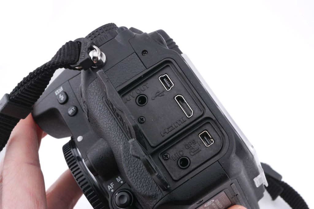 Nikon D7000