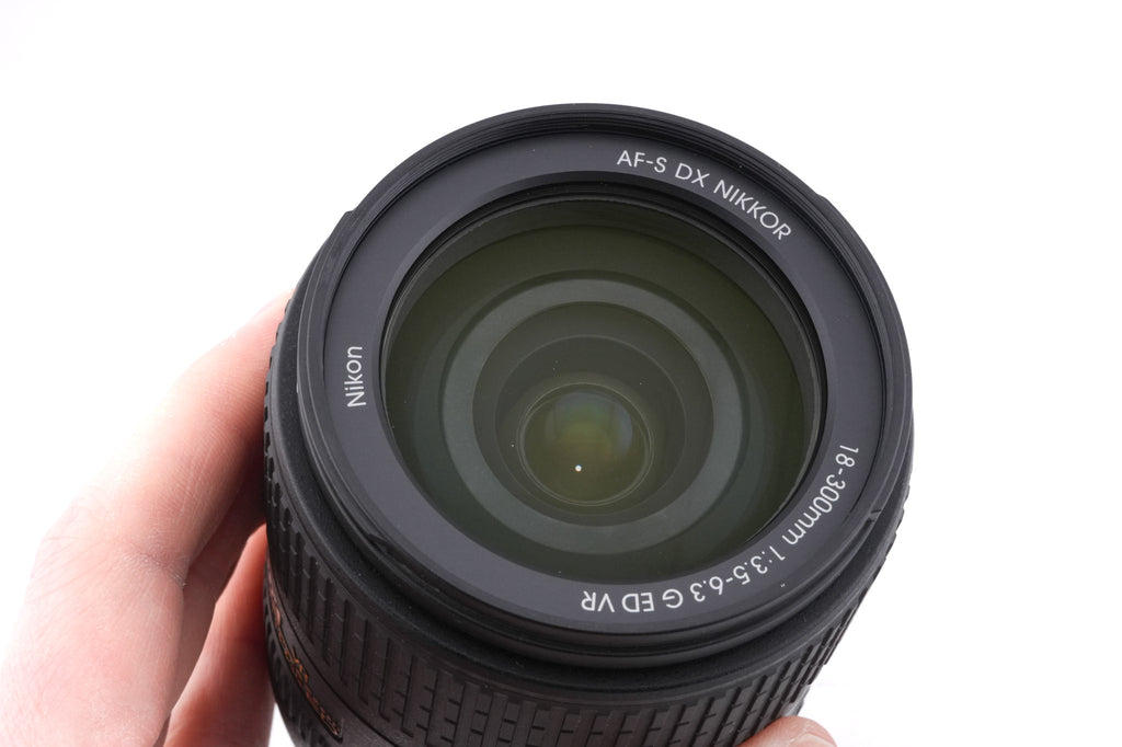 Nikon 18-300mm f3.5-6.3 AF-S Nikkor G ED VR