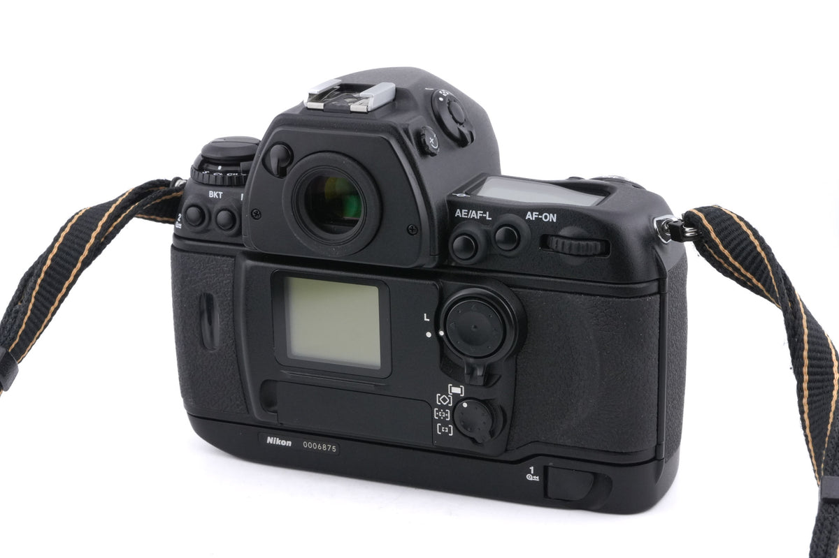 Nikon F6