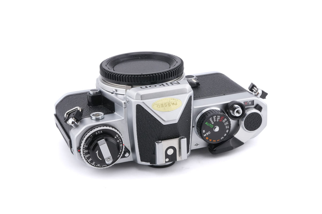 Nikon FE