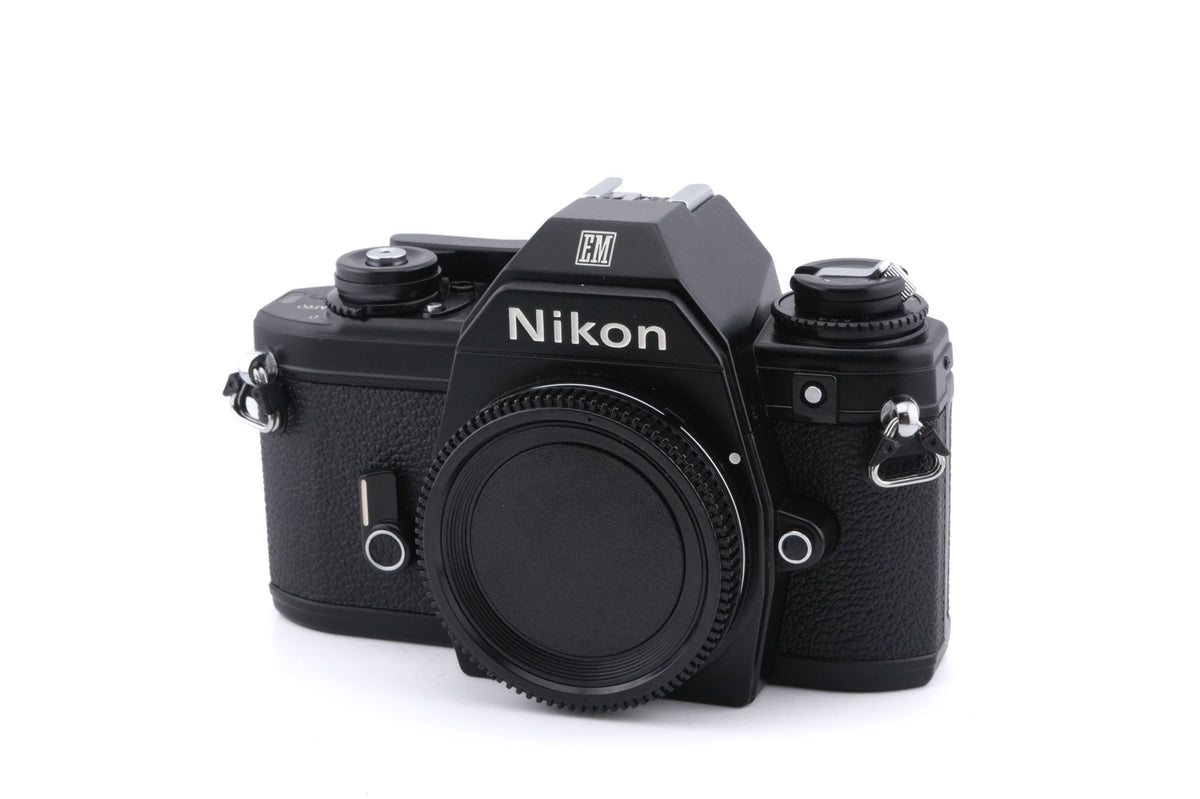 Nikon EM