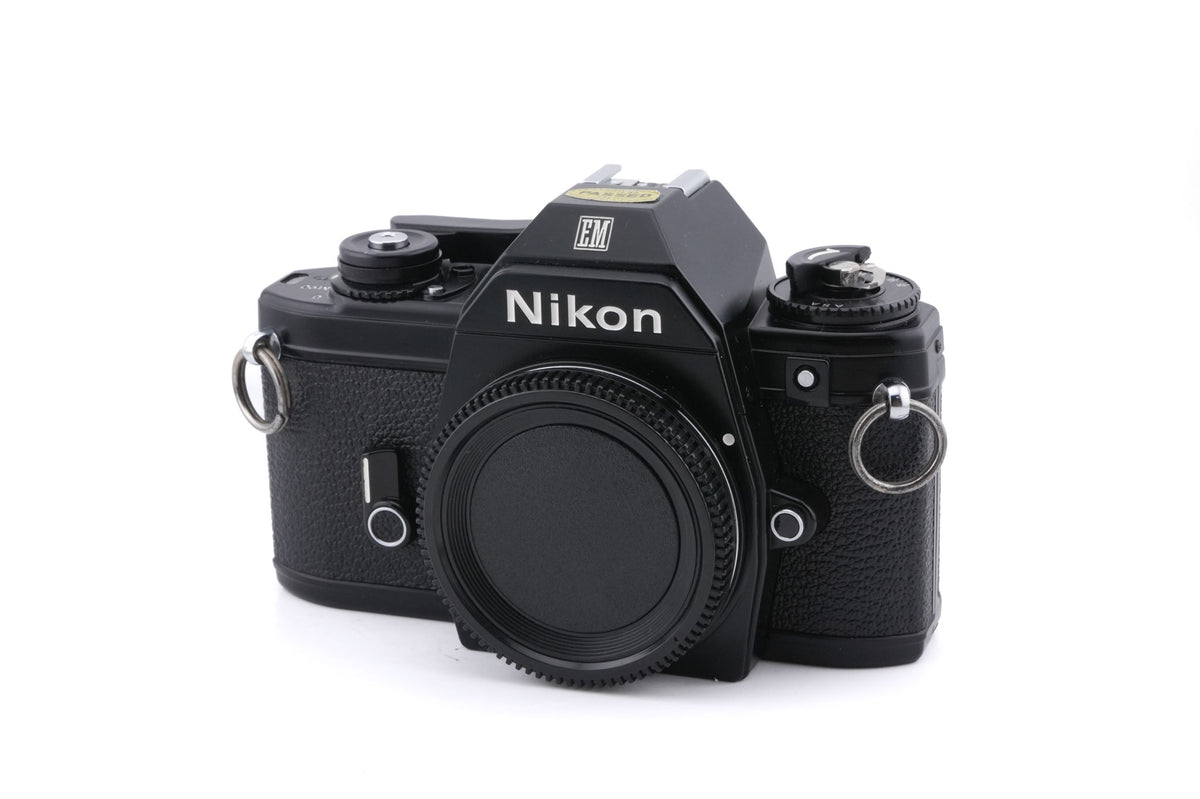 Nikon EM