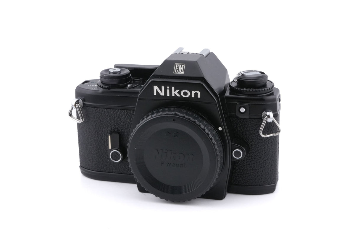 Nikon EM