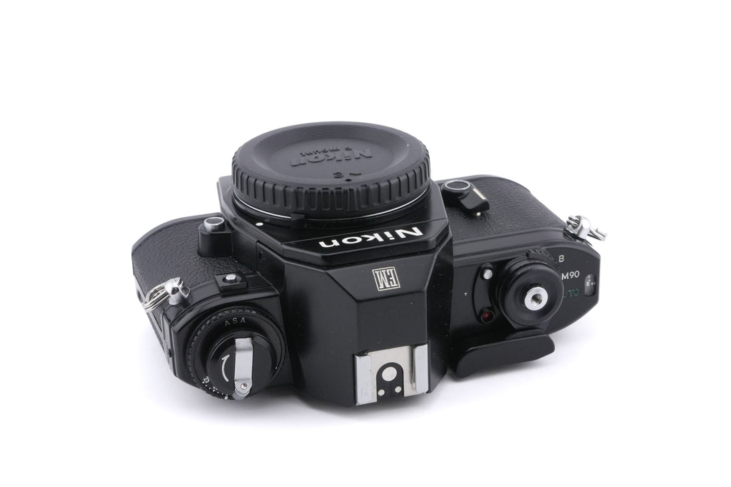 Nikon EM
