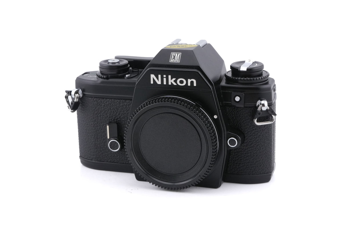 Nikon EM