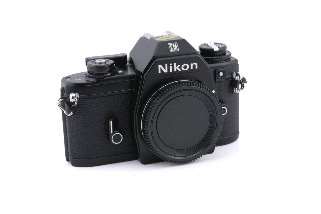 Nikon EM