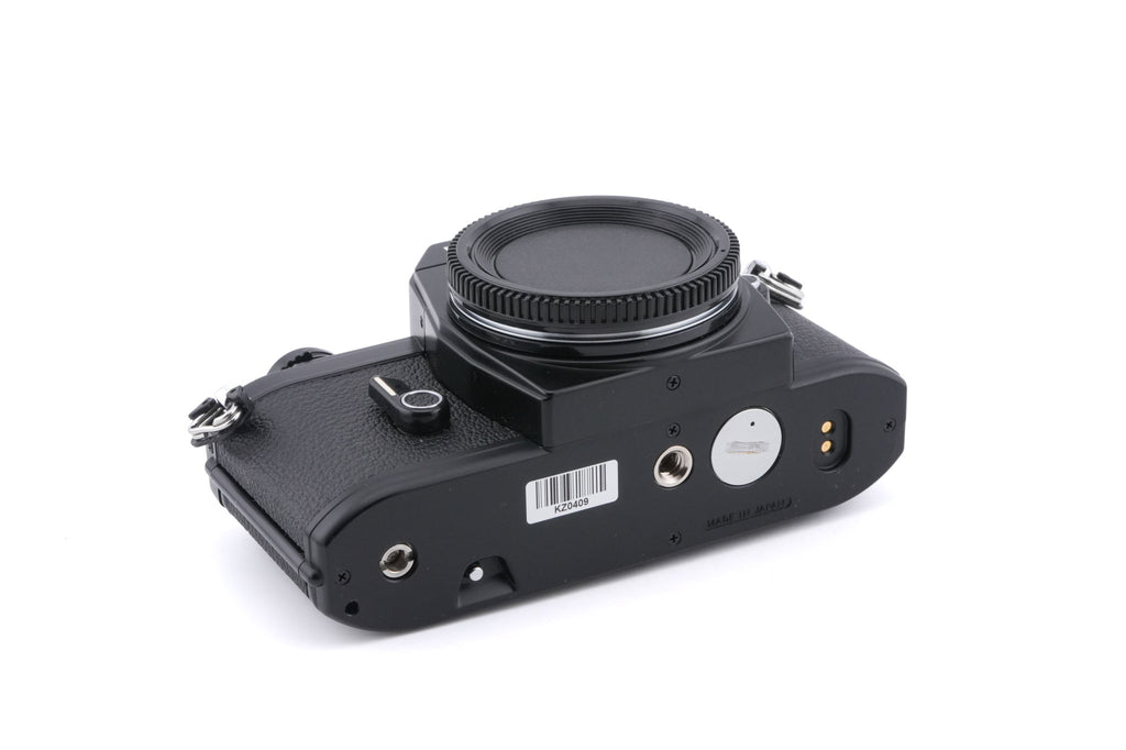 Nikon EM