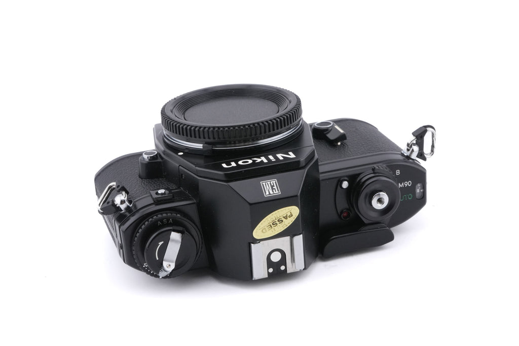 Nikon EM