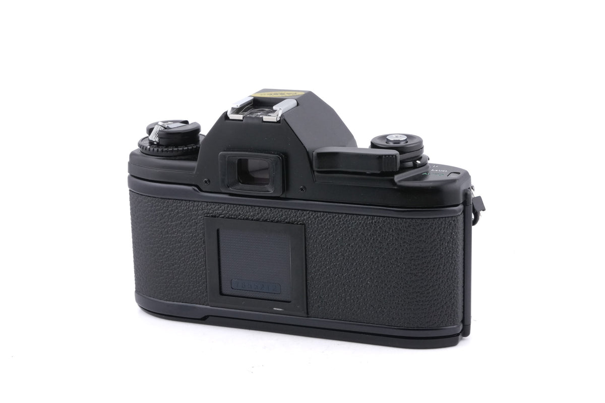 Nikon EM
