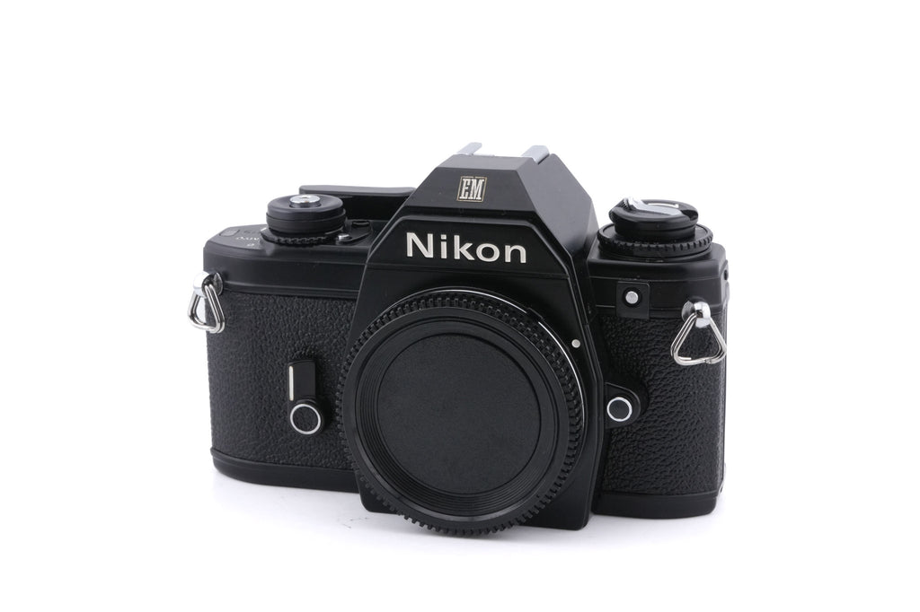 Nikon EM