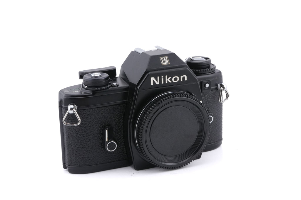 Nikon EM