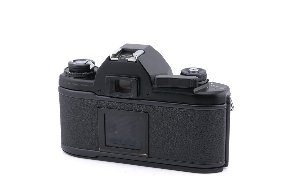 Nikon EM