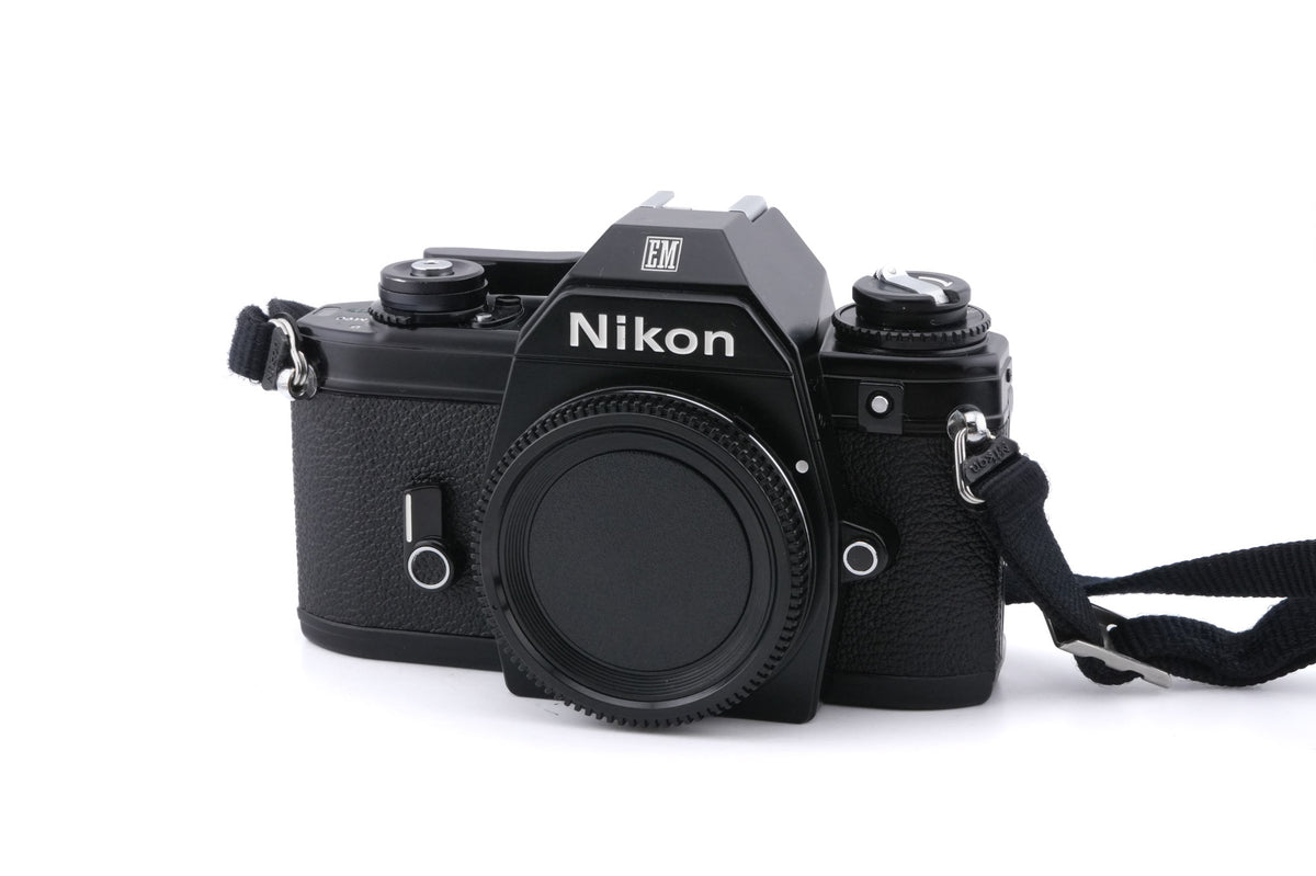Nikon EM