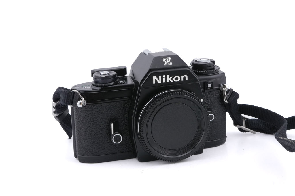 Nikon EM