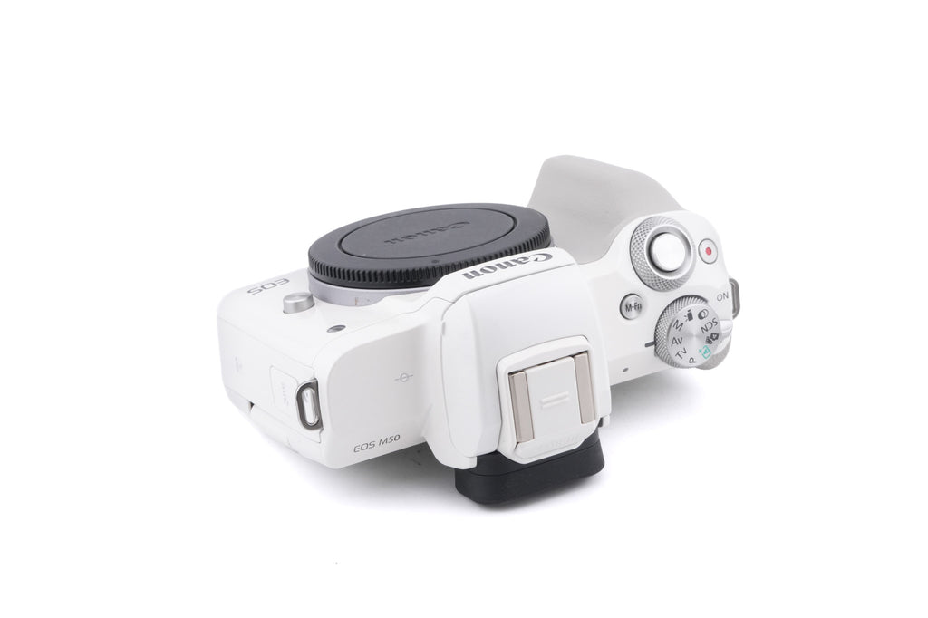 Canon EOS M50