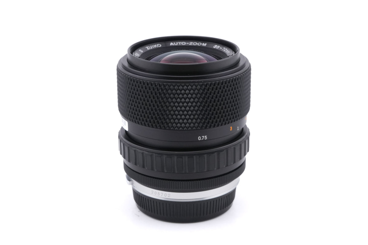 Olympus 35-70mm f4 S Zuiko Auto-Zoom