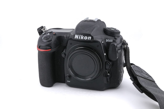 Nikon D500