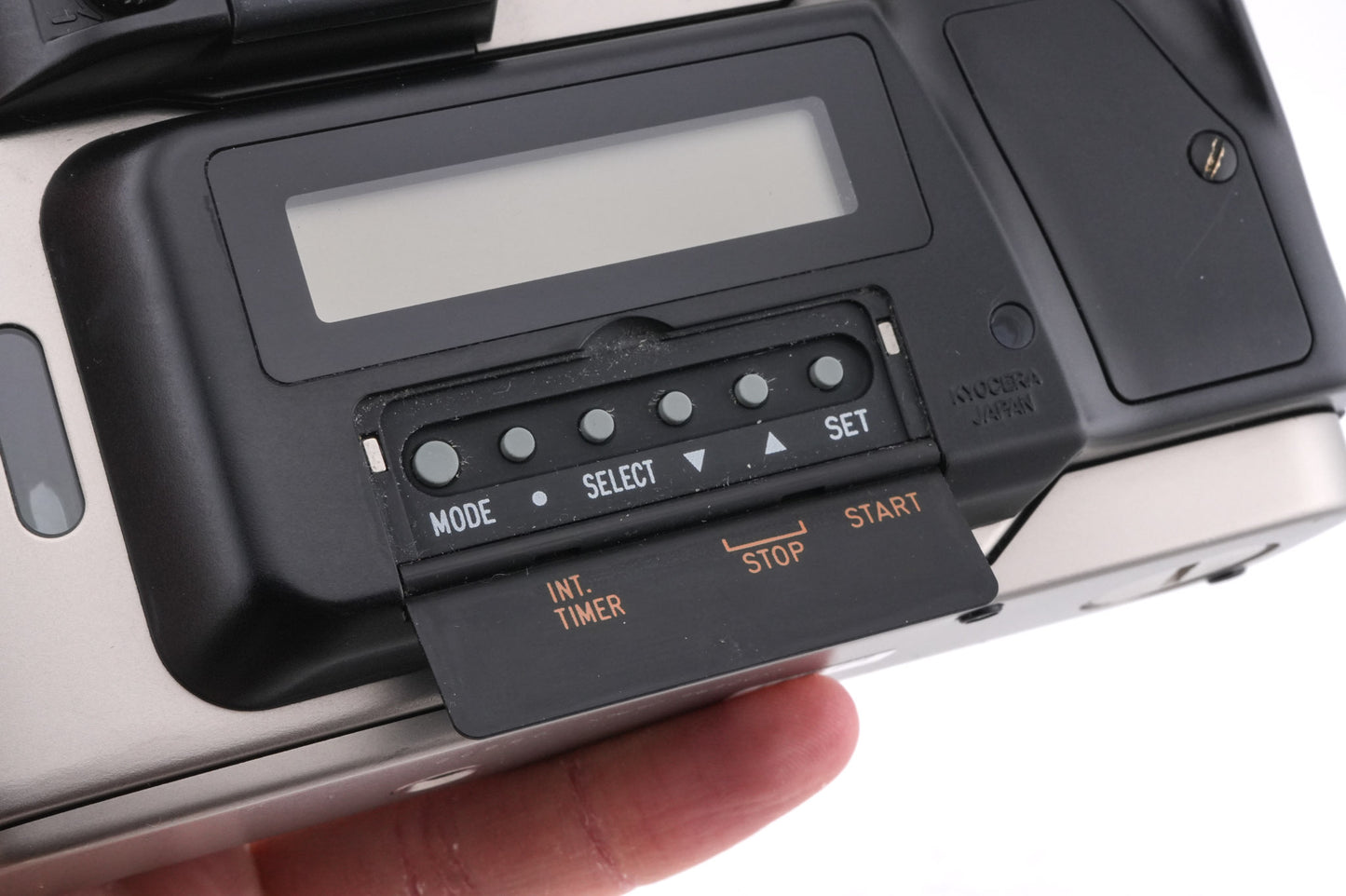 Contax G2 + GD-2 Data Back