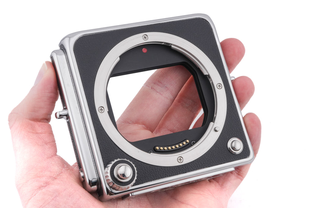 Hasselblad 907X + CFV II 50c Digital Back