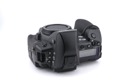 Olympus E-3