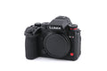 Panasonic Lumix DC-S1R II - Camera