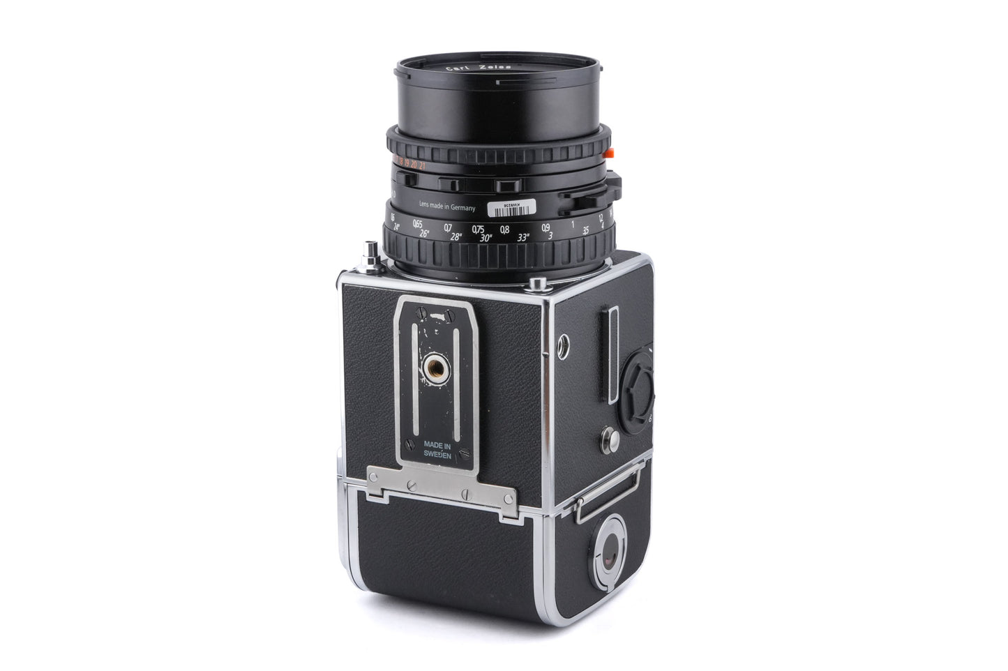 Hasselblad 503CX (Silver, 10026) + A12N Film Magazine + Waist Level Finder (New / Chrome, 42315) + Acute Matte D Standard Focusing Screen (42204) + 60mm f3.5 Distagon T* CFi